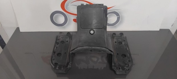 Suzuki Burgman 400 tank idom