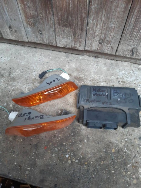 Suzuki Burgman 650-2004 es motorvezrl elektronika-indexek