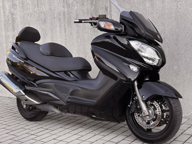 Suzuki Burgman 650 executive 