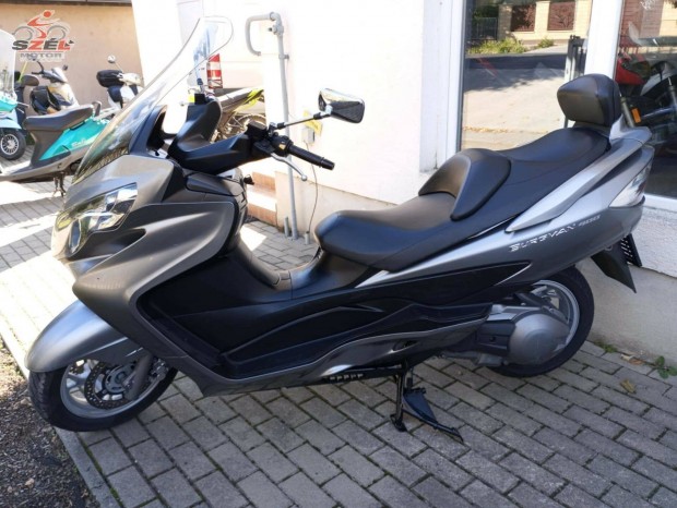 Suzuki Burgman/AN400 (2007 -) bontott alkatr�szei elad�k