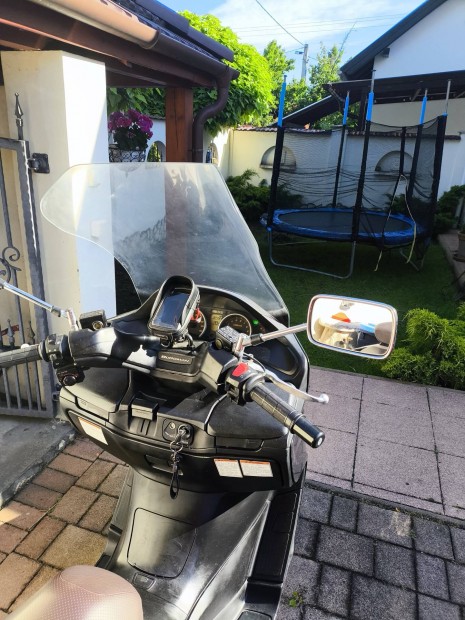 Suzuki Burgman plexi