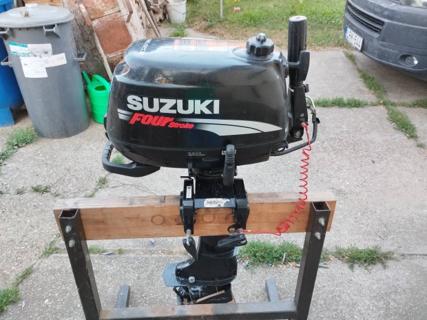 Suzuki DF 5-s csnak motor!