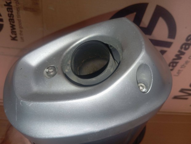 Suzuki DL 1000 V Storm kipufog