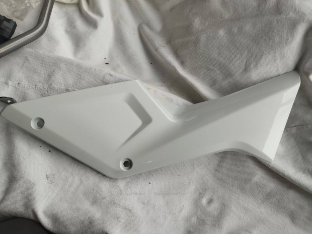 Suzuki DL 1050 20-22 oldalidom