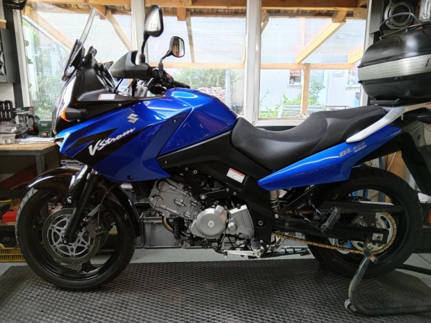 Suzuki DL 650 .