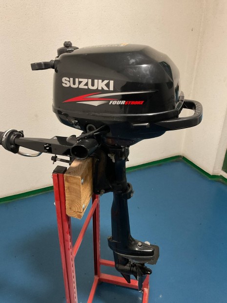 Suzuki Df2,5 le csnakmotor elad
