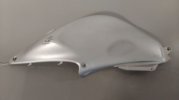 Suzuki Dl 650 V-strom (2012-2016) - Tank burkolat - 44181-11J0