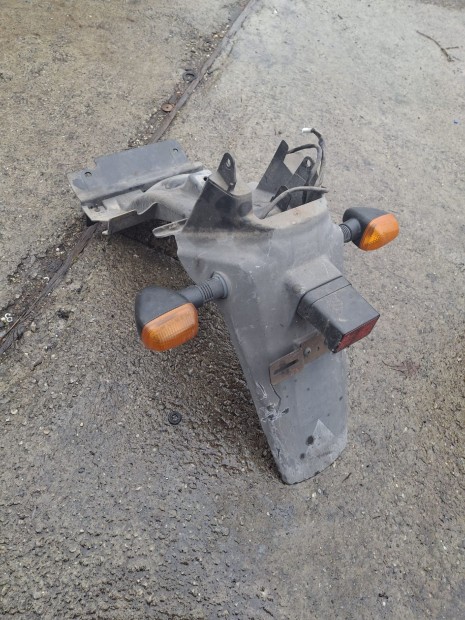 Suzuki Epicuro 125 150 h�ts� s�rv�d�