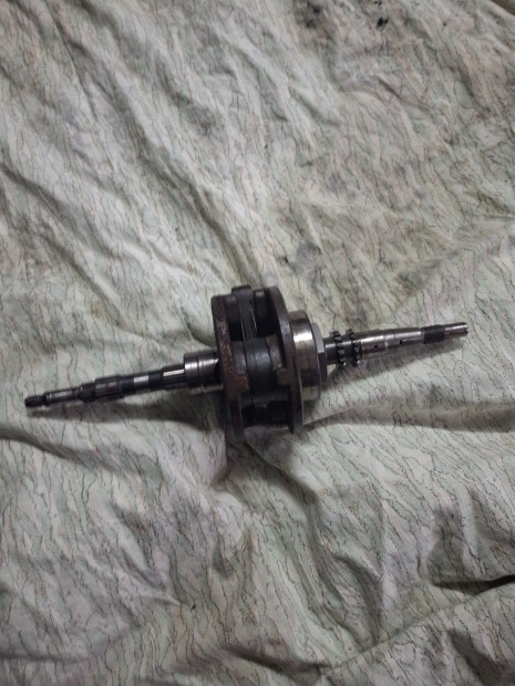 Suzuki Epicuro 125 , 150 ftengely