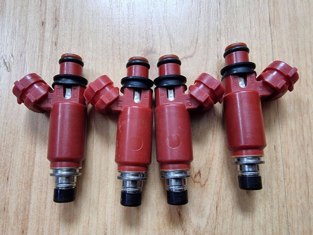 Suzuki G13BB gy�ri injektorok