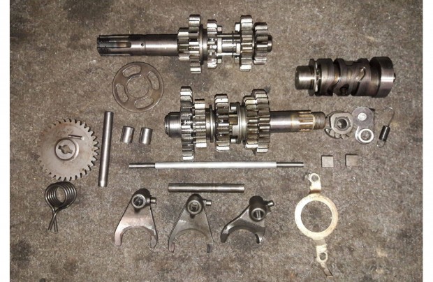 Suzuki GN / GZ / TU komplett vlt szett