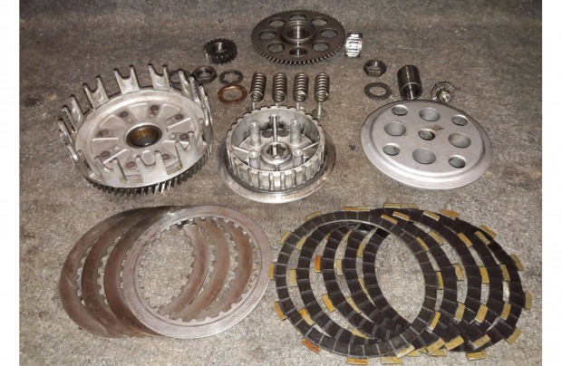 Suzuki GN / Gnx / GZ / TU 250 komplett kuplung szett