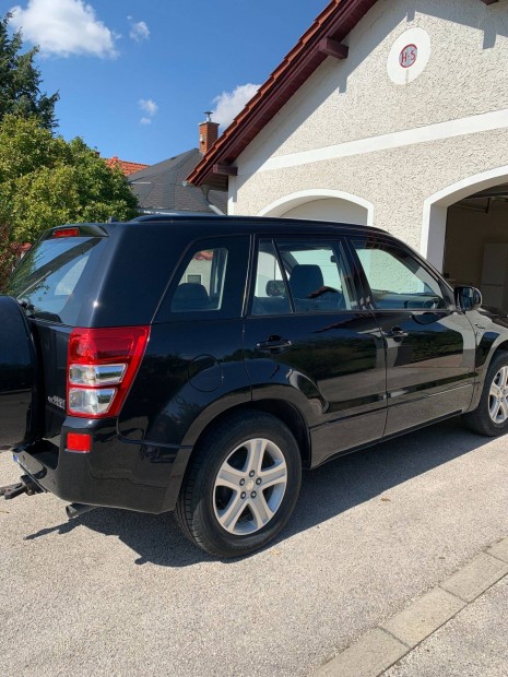 Suzuki GRAND Vitara 2.0 Jlx-AL ESP/Automata MO-I 1. TUL Szp J Full