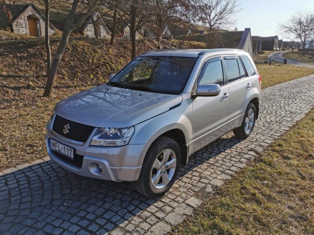 Suzuki GRAND Vitara 2.4 Jlx-Es