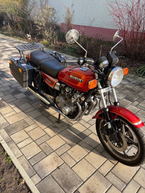 Suzuki GS500E