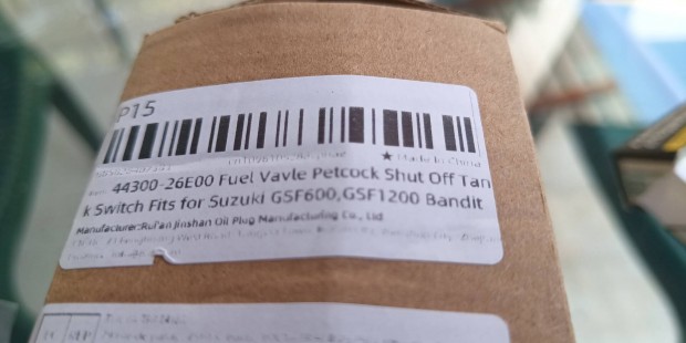 Suzuki GSF600-1200 Bandit benzincsap üzemanyag csap. új