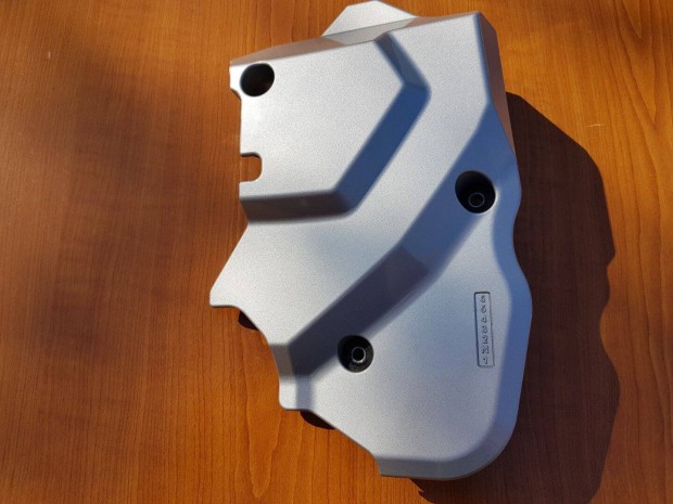 Suzuki GSF 650 S Lánckerék fedél 10376