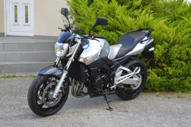 Suzuki GSR 600 ABS.3-Tulaj.KARC és Sérülésmente...