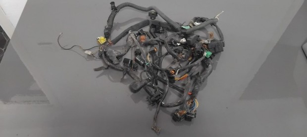 Suzuki GSXR 750 K1 K�belk�teg