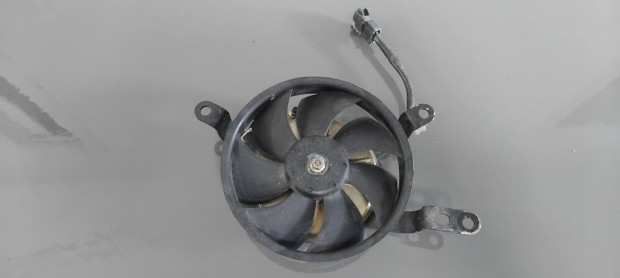 Suzuki GSXR 750 K1 Ventiltor