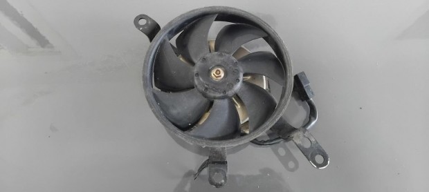 Suzuki GSXR 750 K1 Ventil�tor