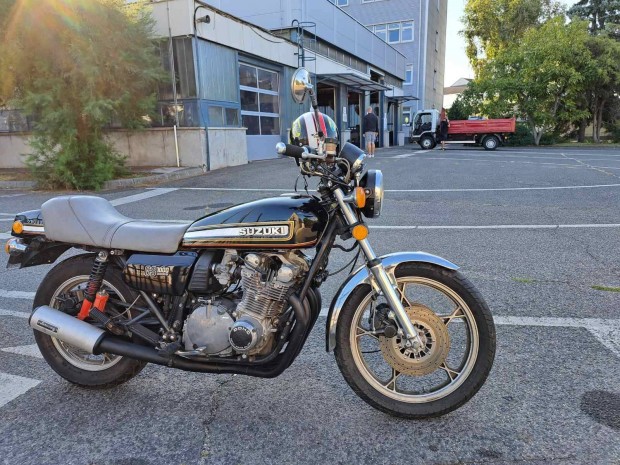 Suzuki GS 1000