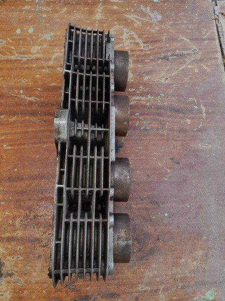 Suzuki GS 1000 henger sor dugattyúval