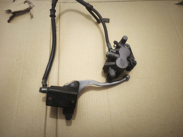 Suzuki GS 500 AJP els� f�krendszer f�k f�f�khenger f�knyereg