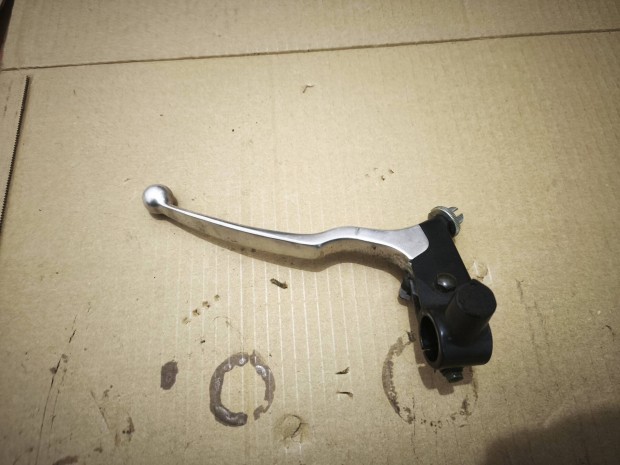 Suzuki GS 500 kuplungkar kuplungkonzol