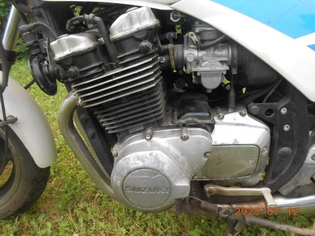 Suzuki GS 700 E,komplett motorblokk elad