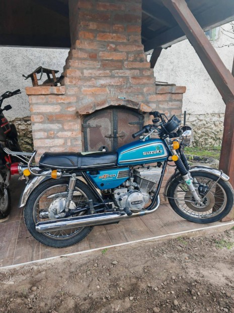 Suzuki GT 250