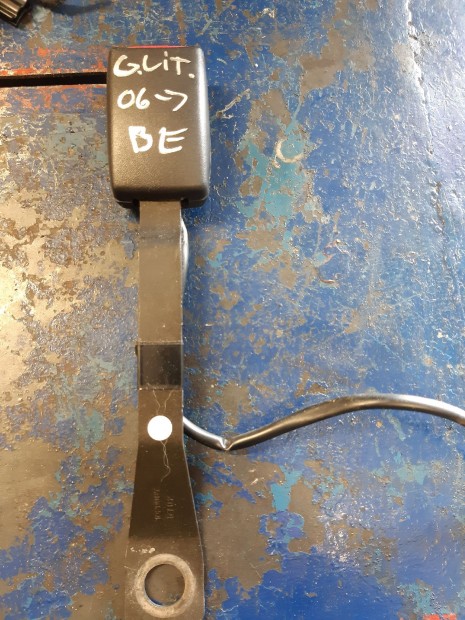 Suzuki Grand Vitara 05- Bal Els� Biztons�gi �v Csatlakoz�