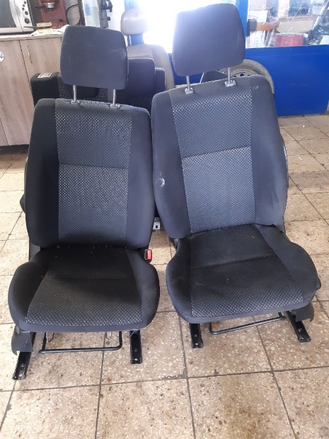 Suzuki Grand Vitara 05- �l�s Garnit�ra