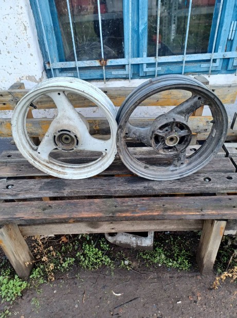 Suzuki Gs 500 h�ts� felni