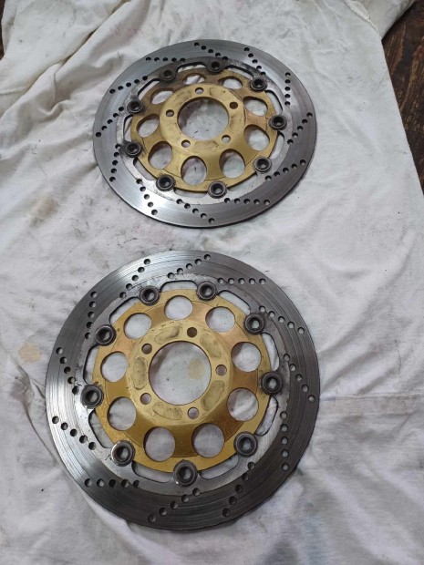 Suzuki Gsf 600 Bandit , Rf els� f�kt�rcsa p�rban