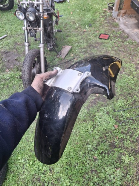 Suzuki Gsf 600 alkatrszek