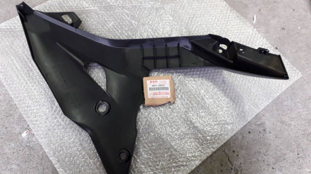 Suzuki Gsx250 motor alsó burkolat