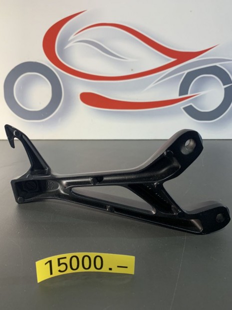Suzuki Gsx 1000 S Katana lábtartó konzol
