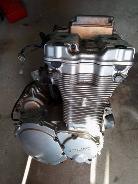 Suzuki Gsx 1100 G alkatr�sz, motorblokk