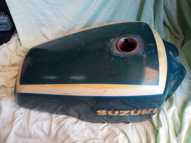 Suzuki Gsx 1100 tank