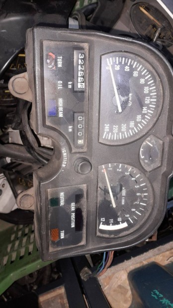 Suzuki Gsx 750, 1100 E km ra