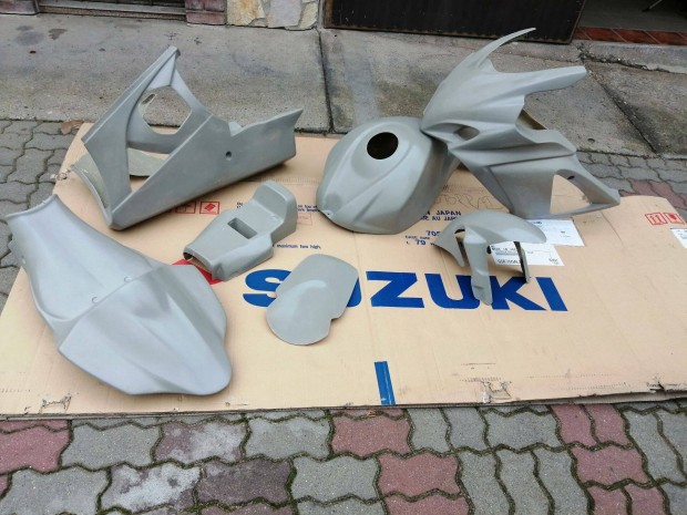 Suzuki Gsx-R1000 k7, k8 plyaidom