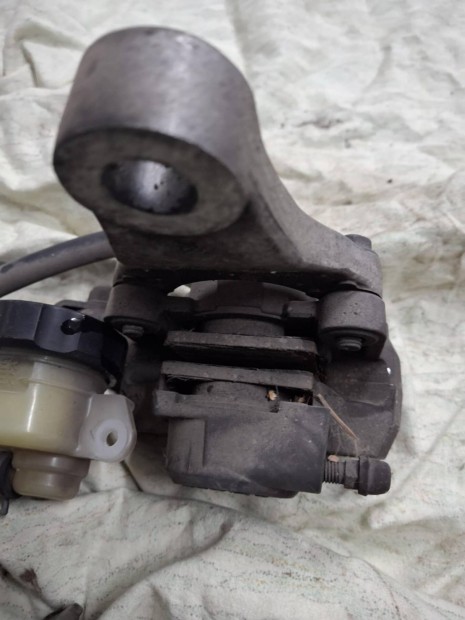 Suzuki Gsxf Boci hátsó fékrendszer