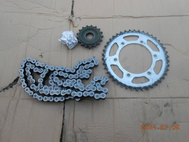 Suzuki Gsxr 1000,2010-es,K9-K10-esrl:3000 km-t hasz. gyri lncszett
