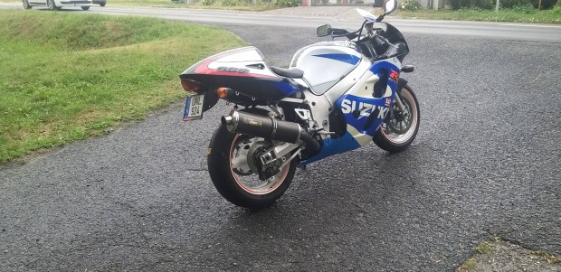 Suzuki Gsxr 600 Srad