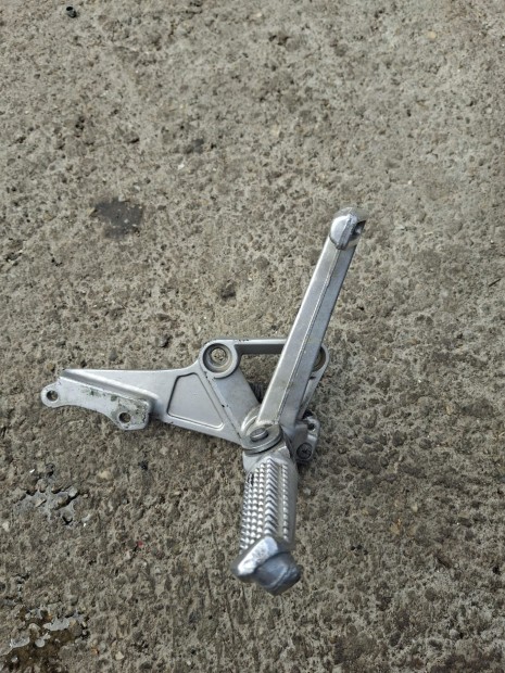 Suzuki Gsxr Srad l�btart� konzol komplett jobb oldal