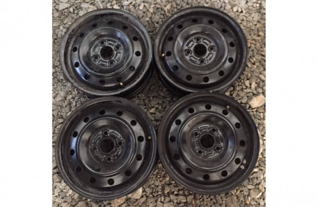 Suzuki Hyundai 14"-os lemezfelni, 4x100