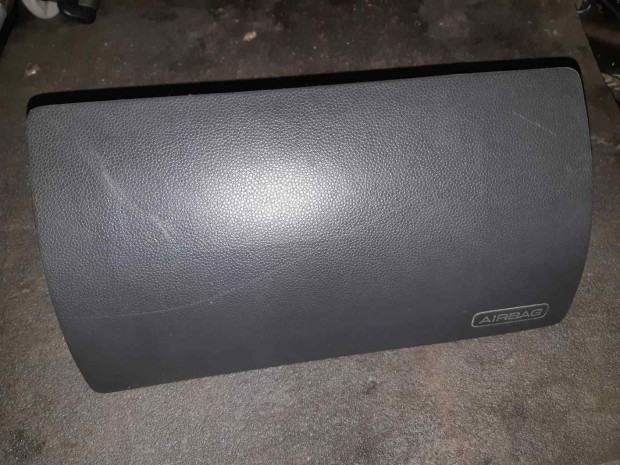 Suzuki Ignis 03-07 Utasoldali L�gzs�k