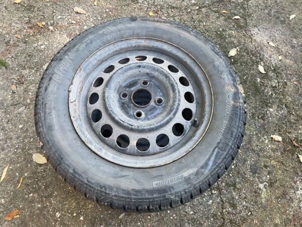 Suzuki Ignis 165/70 R14 téligumi felnivel