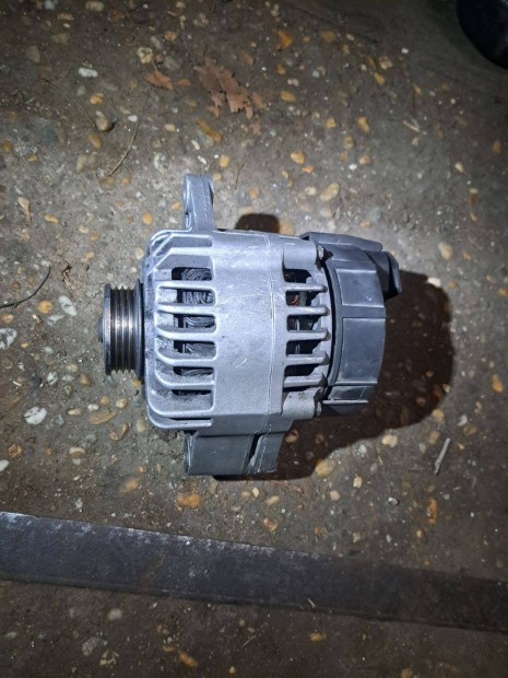 Suzuki Ignis 1,3 benzines gener�tor